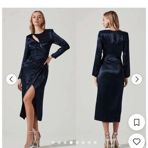 ASTR the label Elegant dark Blue Long Sleeve Dress with cut outs. NWT. Size S.